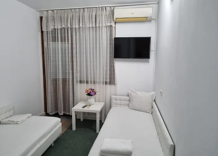 Thessaloniki מוטל *